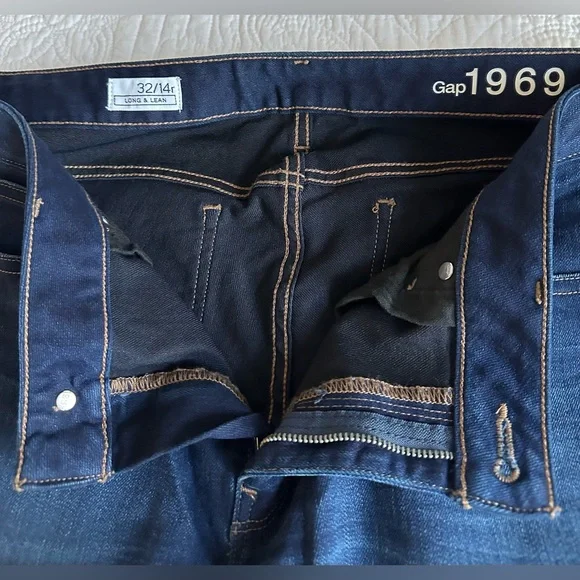 GAP 1969 original fit jeans. Size 14. - Picture 7 of 15